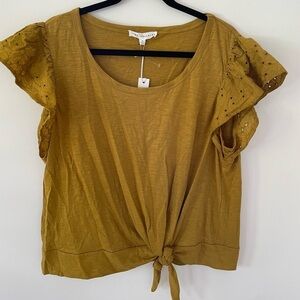 Jane and Delancey Green Short Eyelet Flutter Sleeve Knit Top side XL NWT